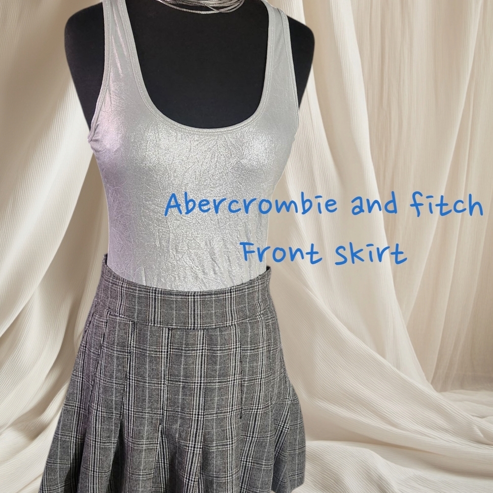 Abercrombie & Fitch Gray Plaid Mini Skirt Med